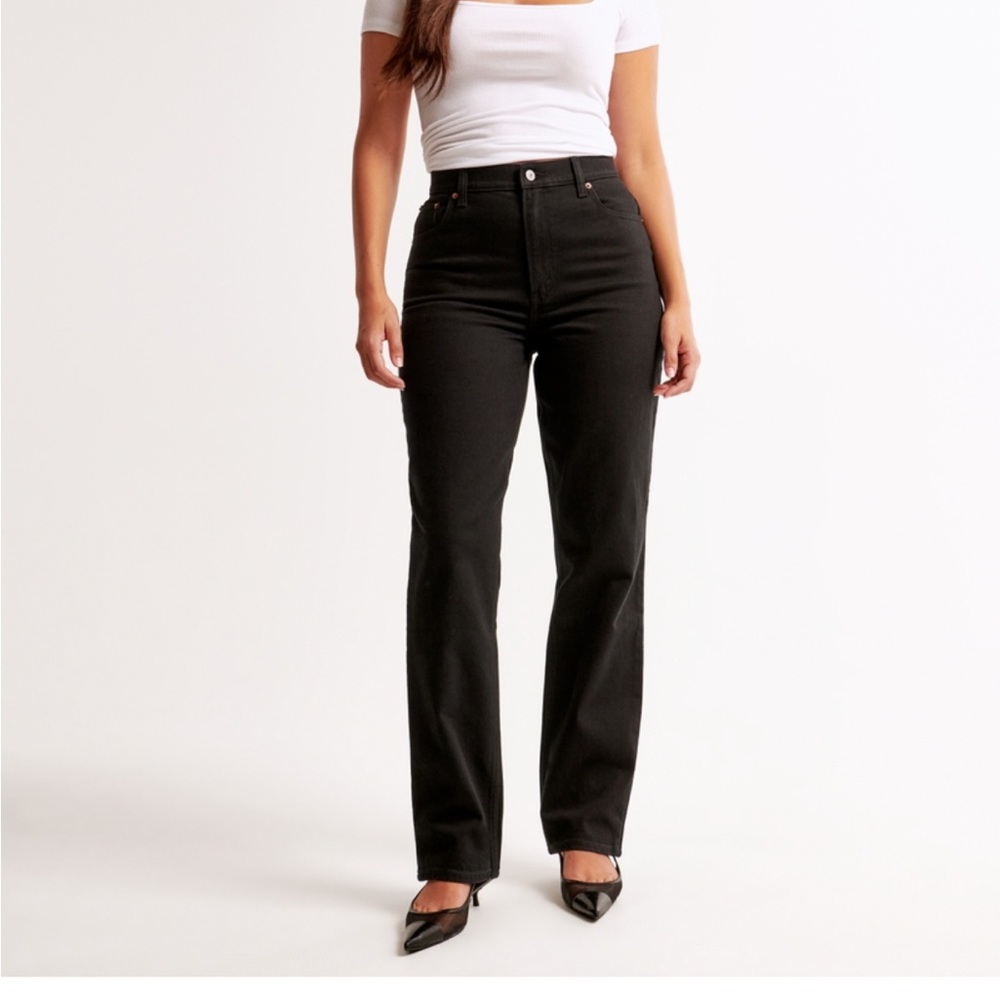Abercrombie & Fitch Curve Love Ultra High Rise 90’s Jeans
